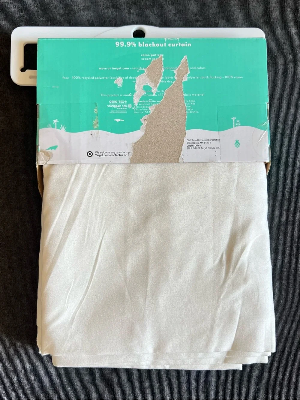 NWT Pillowfort Blackout Curtain- Cream Scallop 42”x84”